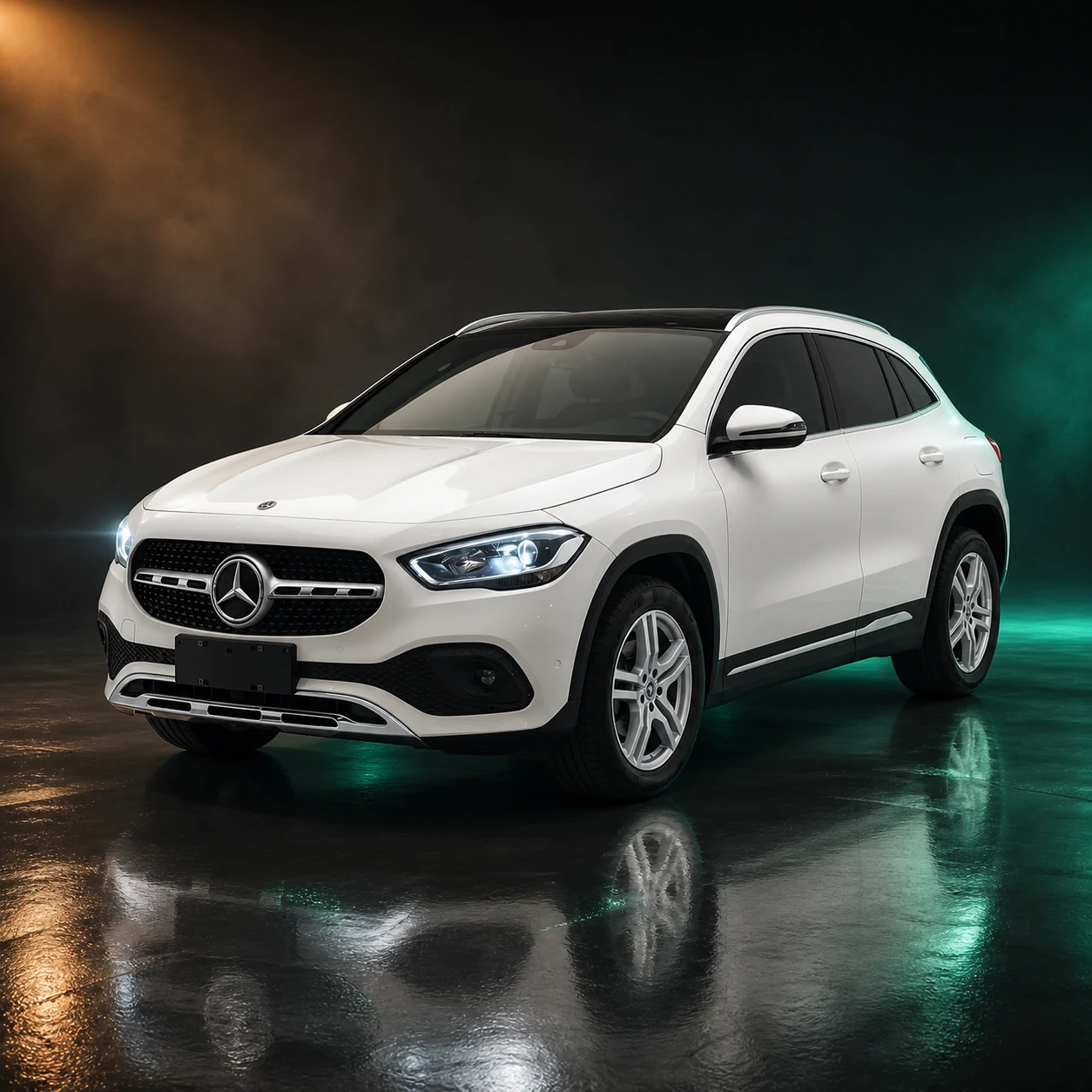 Светлый Mercedes-Benz GLA второго поколения из Китая
