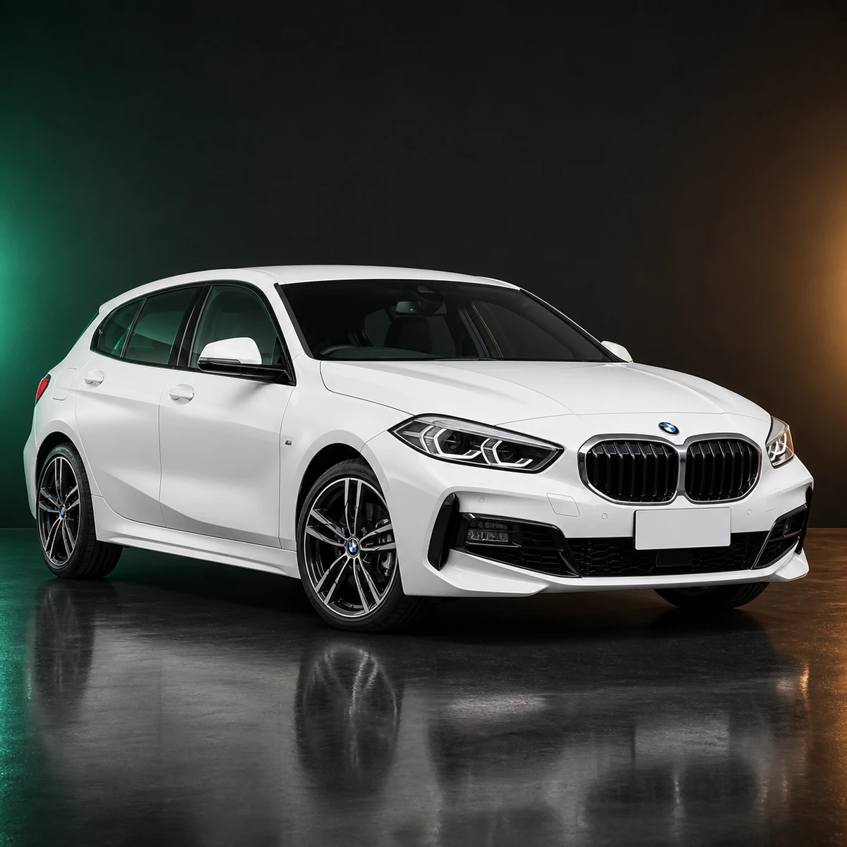 Светлая BMW 1 Series 118i M Sport F40 2021 года из Японии