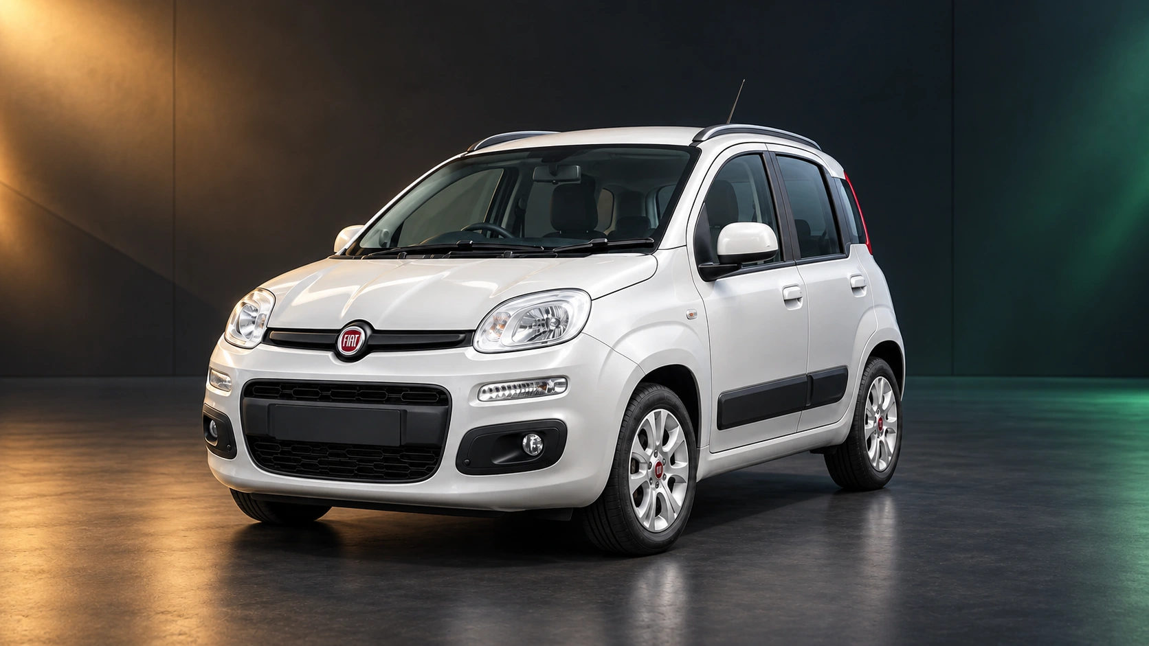 Светлый праворульный Fiat Panda третьего поколения из Японии