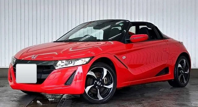 Светлая праворульная Honda S660 первого поколения после обновления 2020 года из Японии