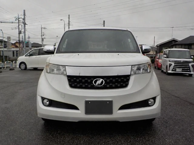 Toyota bB 1.3 S Kirameki