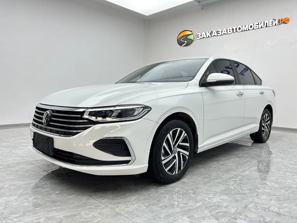 Volkswagen Lavida, 2023 год, белый, левый руль