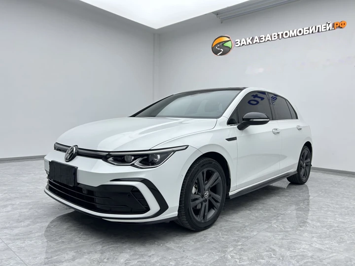 Volkswagen Golf, 2022 год, белый, левый руль