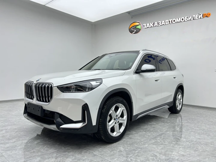 BMW X1, 2023 год, белый, левый руль