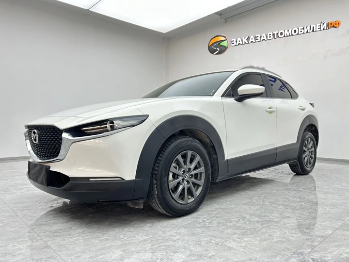 Mazda CX-30, 2021 год, белый, левый руль
