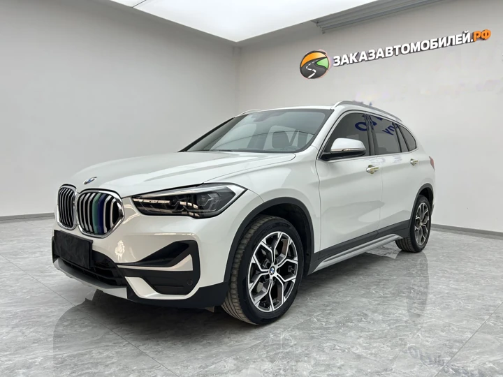 BMW X1, 2021 год, белый, левый руль