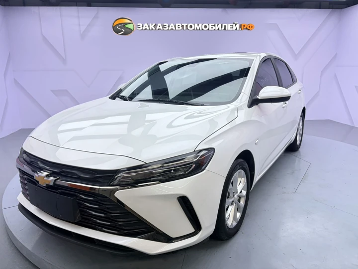 Chevrolet Monza, 2023 год, белый, левый руль