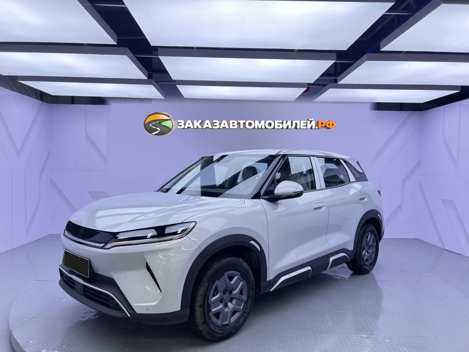 BYD Yuan UP, 2026 год, белый, левый руль