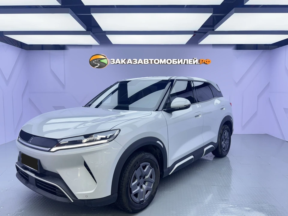 BYD Yuan UP, 2025 год, белый, левый руль