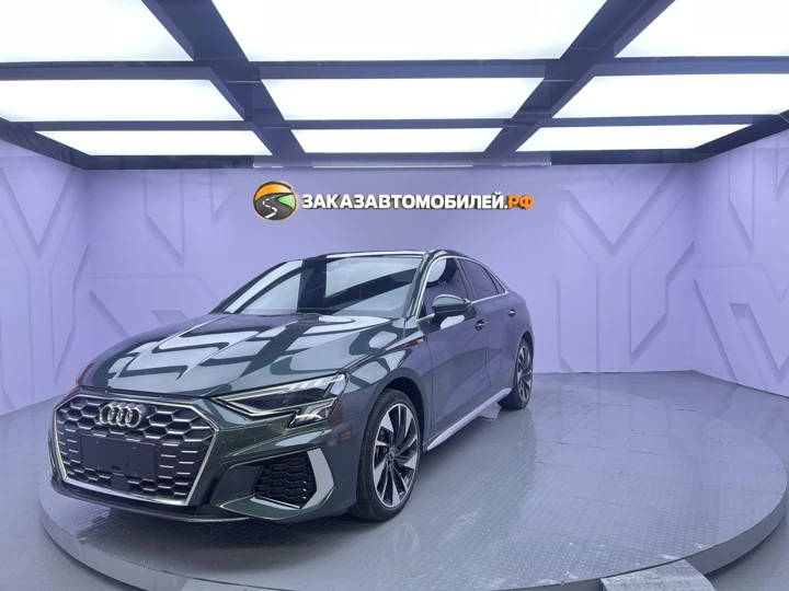 Audi A3L, 2022 год, зелёный, левый руль