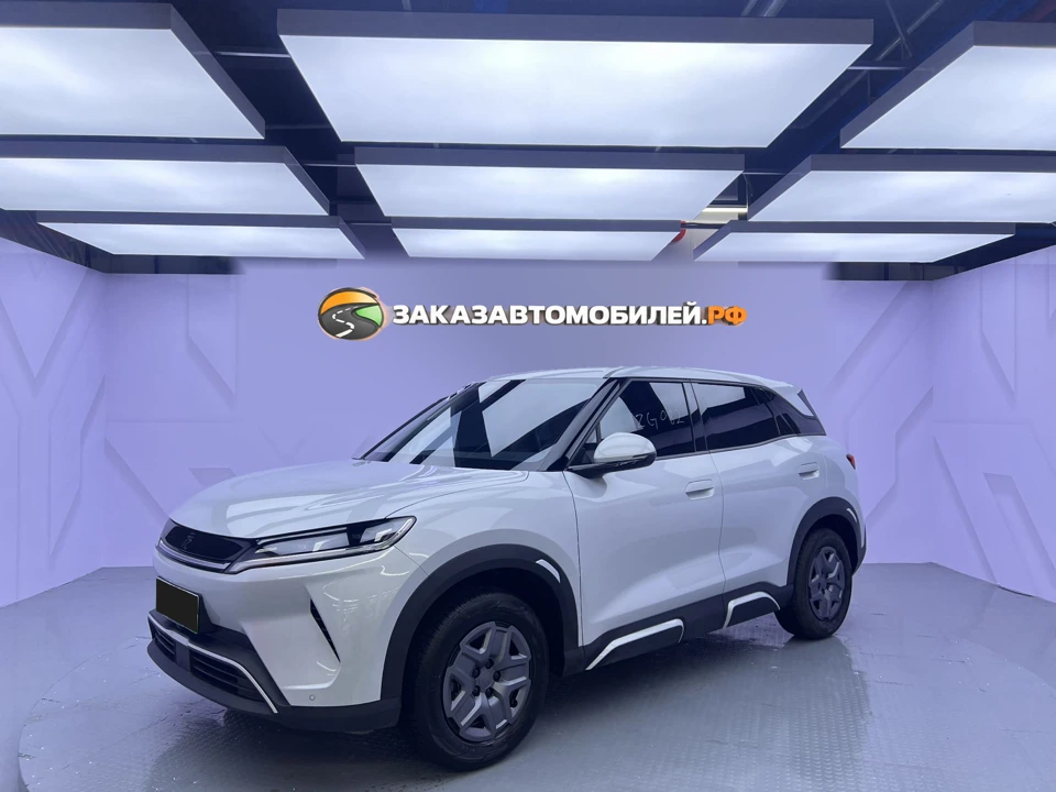 BYD Yuan UP, 2025 год, белый, левый руль