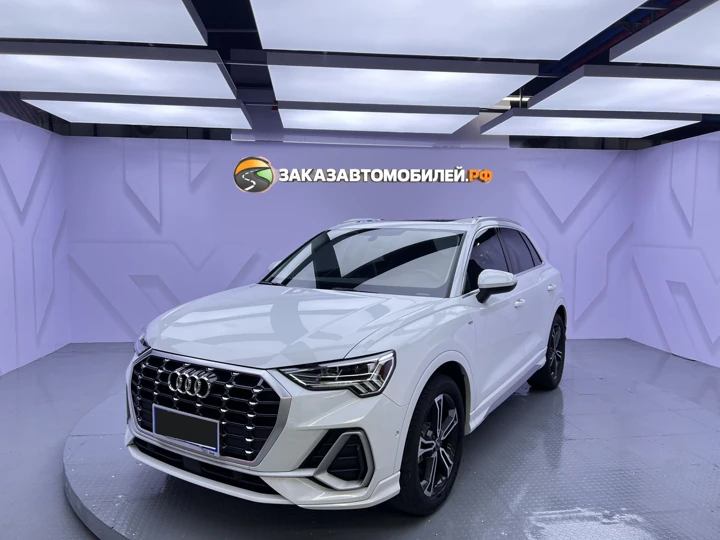 Audi Q3, 2022 год, белый, левый руль